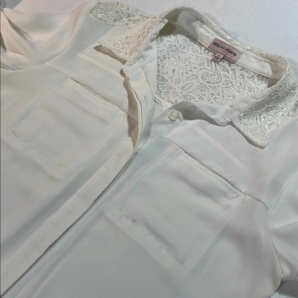 White 3/4 Sleeve Notched Collar Lace Women's Blouse  Sequins & Hearts - Picture 14 of 15